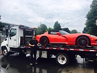 Qui sommes-nous?, Mon équipe, Une équipe jeune et dynamique qui vous offre un service rapide et efficace, Nous offrons les services de transport de tous genres, Remorquages local et longue distance, Achat de véhicule pour ferraille, Déverrouillage de porte, Survoltages de batterie, Assistance lors d’une crevaison, Accident, Panne d’essence, Dépannage et plus encore,